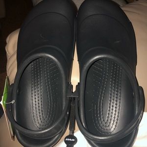 Men’s crocs size 9